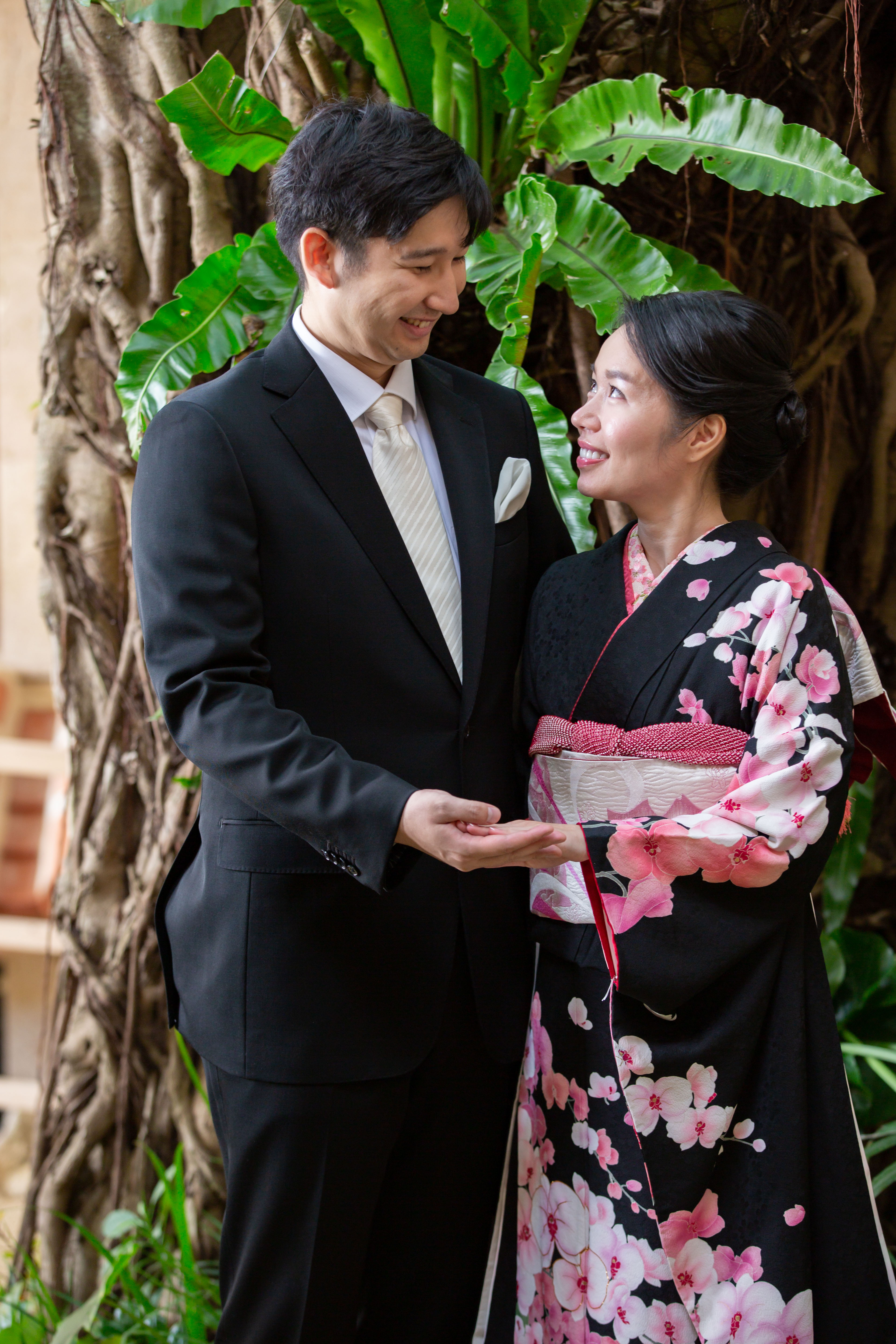 産まれ育った沖縄で結ぶ結婚への儀式